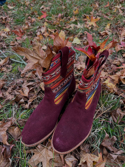 Les bottines bordeaux