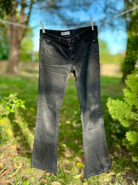 Jean noir flore Lee - W27 L33 ( 36FR )